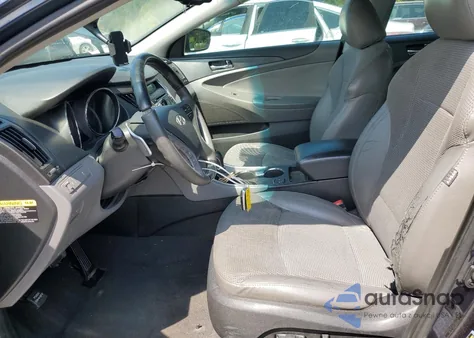 2013 Hyundai Sonata Se z USA, uszkodzony, nr VIN 5NPEC4AC7DH783212